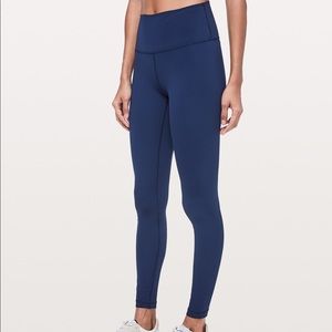 Lululemon Wunder Under leggings size 4